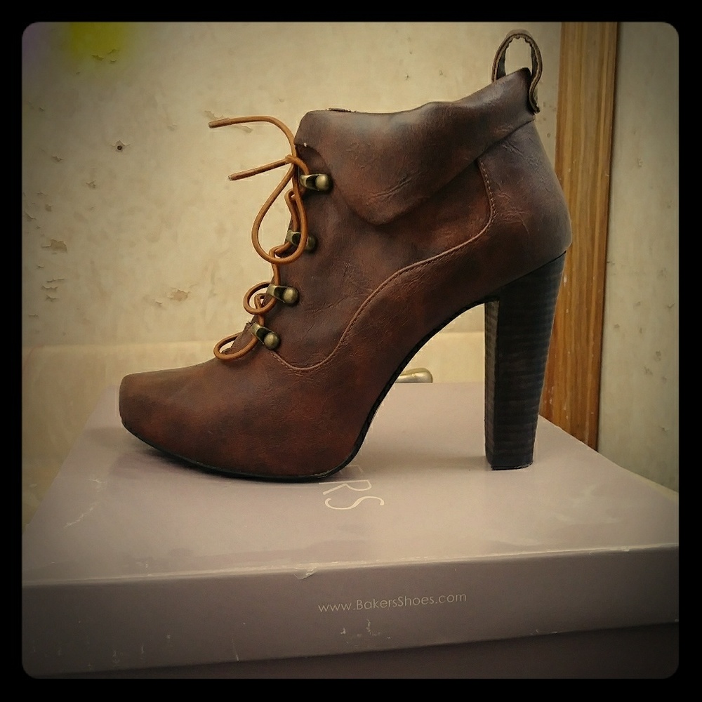 Leather boot